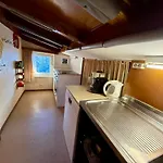 Antoni Apartements דירה